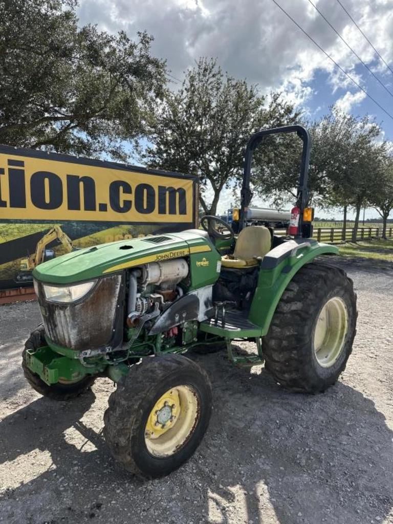 John Deere 4044M Equipment Image0