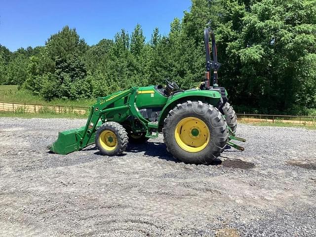Image of John Deere 4044M equipment image 2