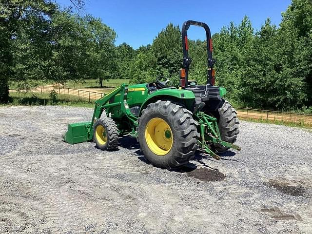 Image of John Deere 4044M equipment image 3