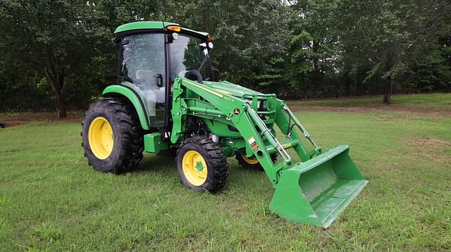Image of John Deere 4044R equipment image 1