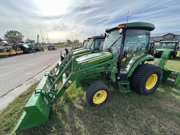 Image of John Deere 4044R Image 1