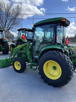 Image of John Deere 4044R equipment image 2