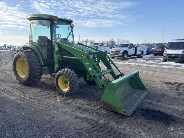 Image of John Deere 4044R equipment image 4