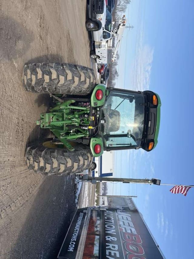 Image of John Deere 4044R equipment image 2