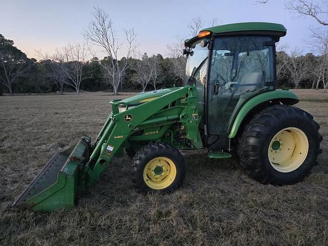 Image of John Deere 4044R equipment image 2