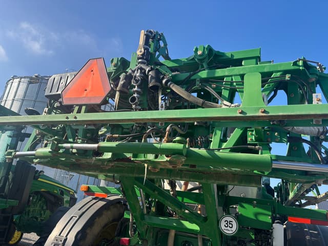 Image of John Deere 4045 equipment image 4