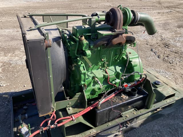 Image of John Deere 4045T equipment image 2