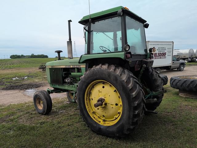 Image of John Deere 4050 equipment image 4