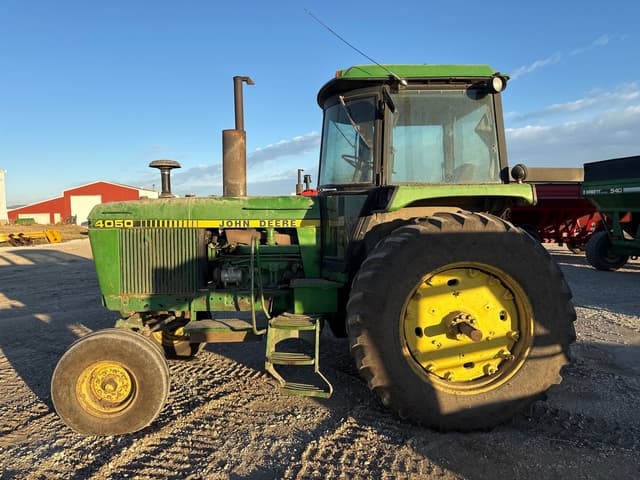 Image of John Deere 4050 equipment image 3