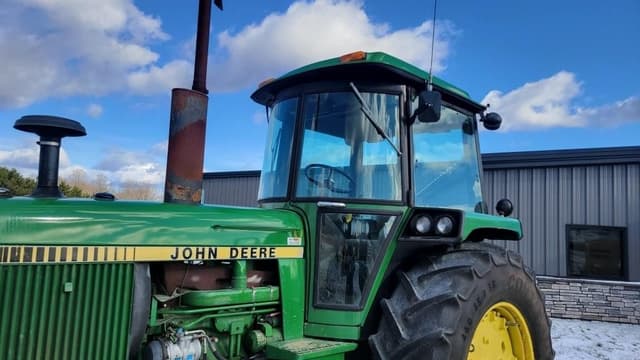 Image of John Deere 4050 equipment image 3