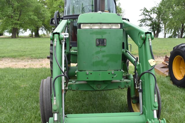 Image of John Deere 4050 equipment image 4