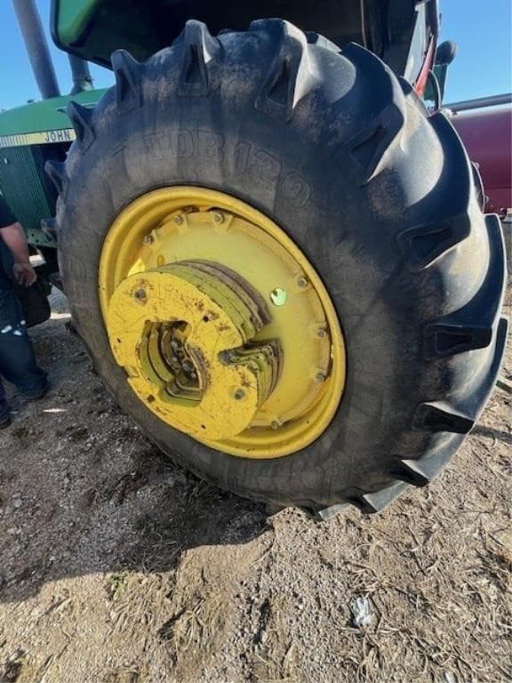 Image of John Deere 4050 equipment image 3