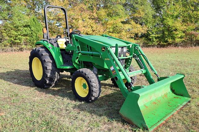 Image of John Deere 4052M equipment image 2