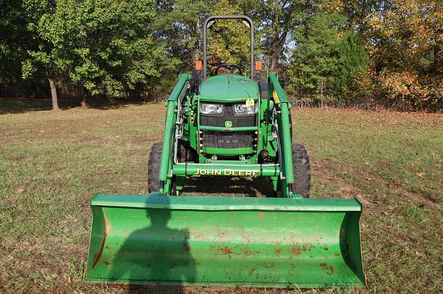 Image of John Deere 4052M equipment image 1