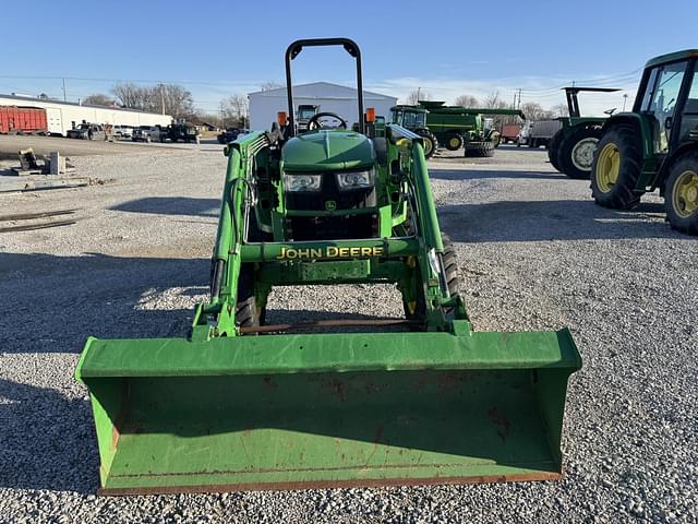 Image of John Deere 4052M equipment image 1