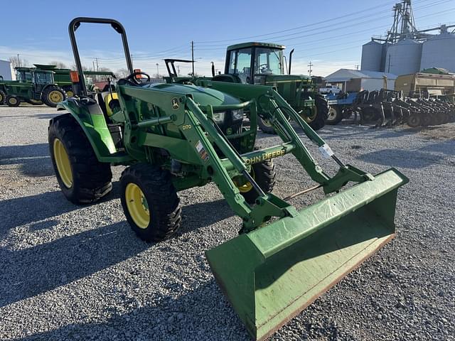 Image of John Deere 4052M equipment image 2