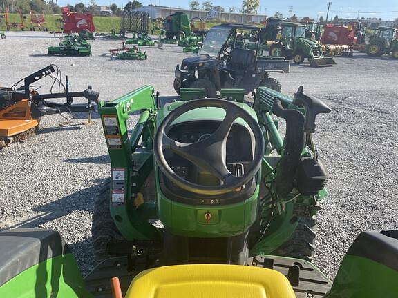 Image of John Deere 4052M equipment image 3