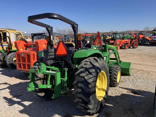 Image of John Deere 4052M equipment image 2