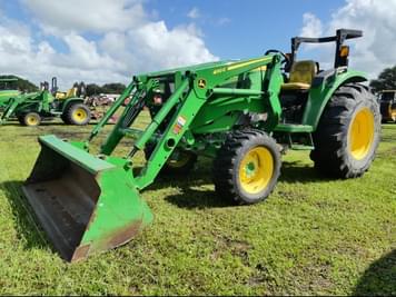 Main image John Deere 4052M
