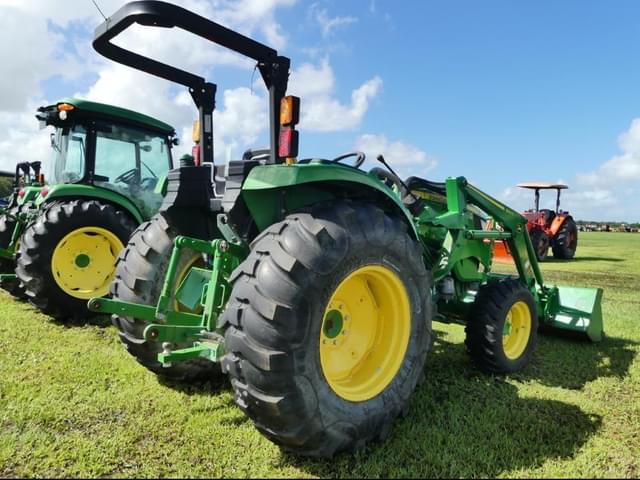 Image of John Deere 4052M equipment image 2