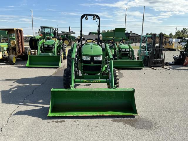 Image of John Deere 4052M equipment image 2