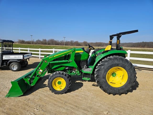 Image of John Deere 4052M equipment image 1