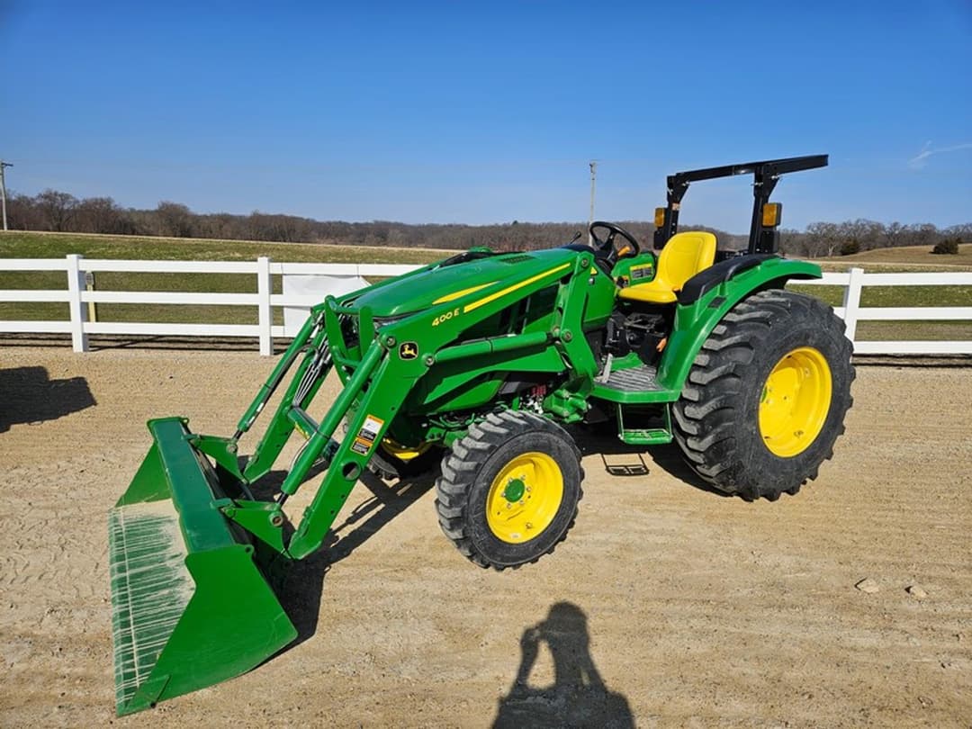 Image of John Deere 4052M Primary image