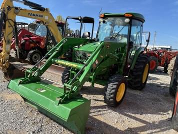 Main image John Deere 4052R