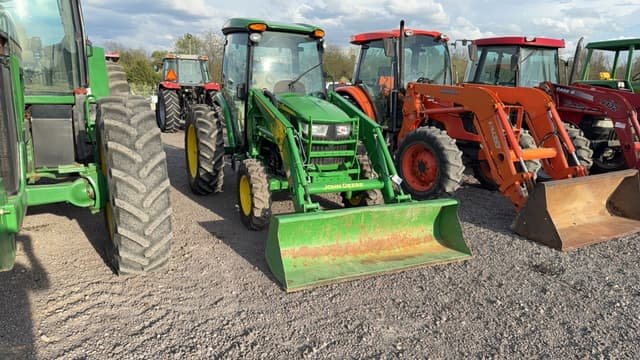 Image of John Deere 4052R equipment image 2
