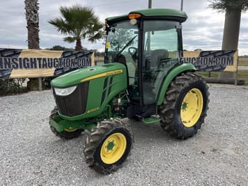 Main image John Deere 4052R