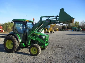 Main image John Deere 4052R