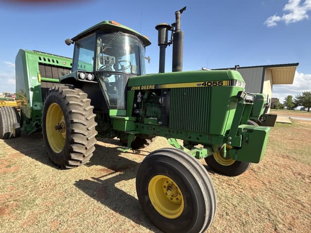 Image of John Deere 4055 equipment image 4