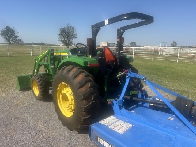 Image of John Deere 4066M equipment image 2