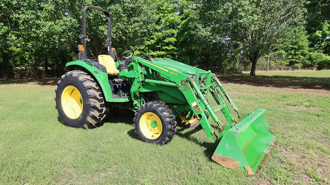 Image of John Deere 4066M Primary image