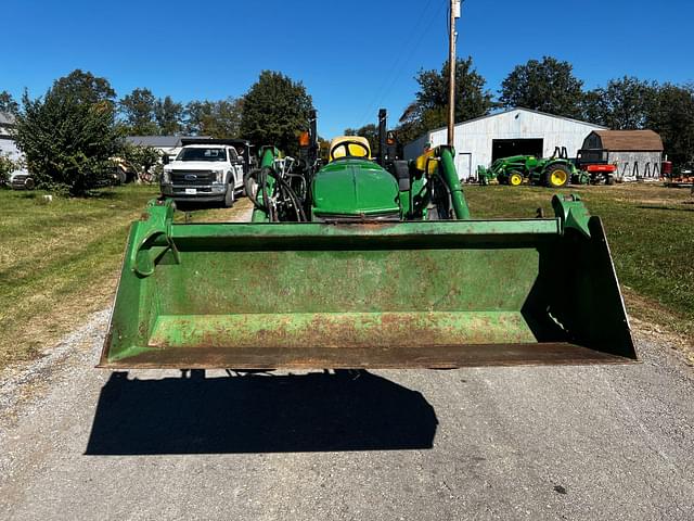 Image of John Deere 4066M equipment image 3