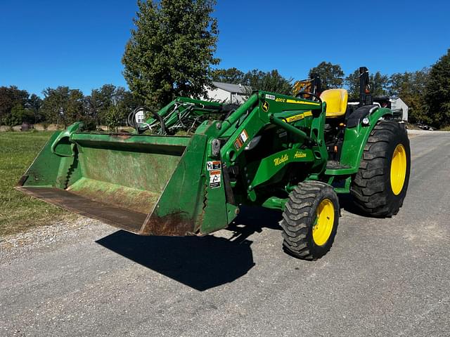 Image of John Deere 4066M equipment image 2