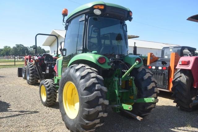 Image of John Deere 4066R equipment image 1