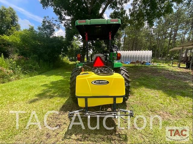 Image of John Deere 4066R equipment image 3