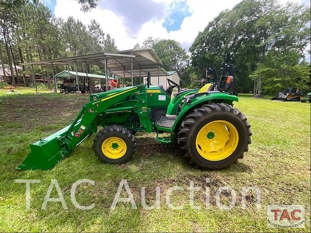 Image of John Deere 4066R equipment image 1
