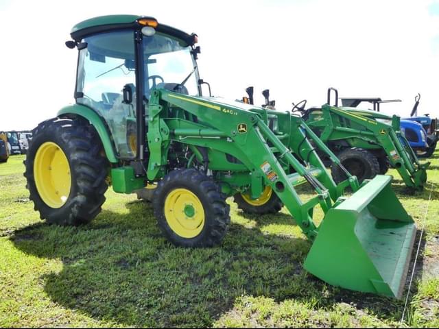 Image of John Deere 4066R equipment image 1