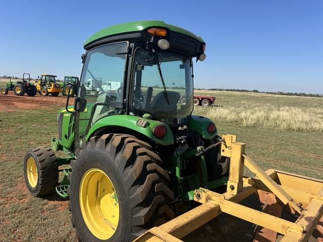 Image of John Deere 4066R equipment image 2