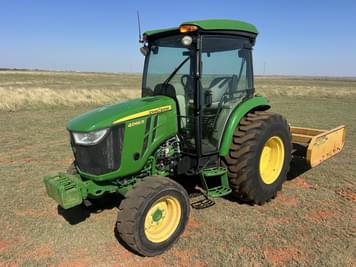 Main image John Deere 4066R