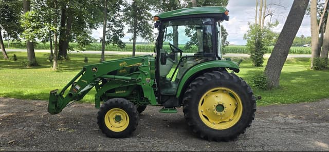 Image of John Deere 4066R equipment image 1