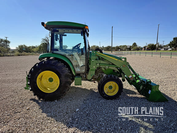 Image of John Deere 4066R equipment image 1