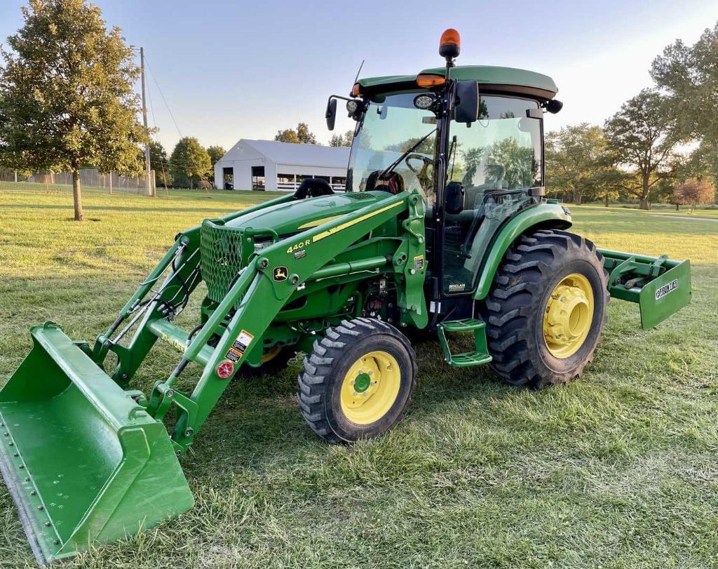 Image of John Deere 4066R Primary image