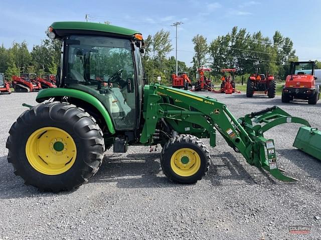 Image of John Deere 4066R equipment image 4