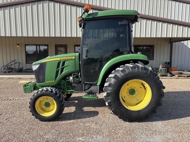 Image of John Deere 4066R equipment image 1