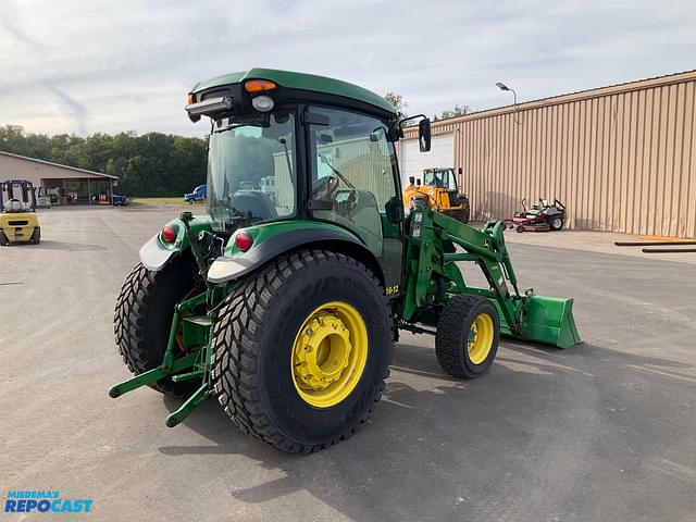 Image of John Deere 4066R equipment image 2