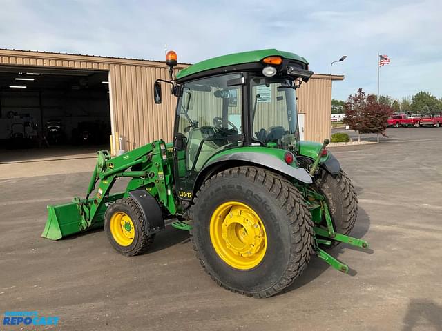 Image of John Deere 4066R equipment image 3