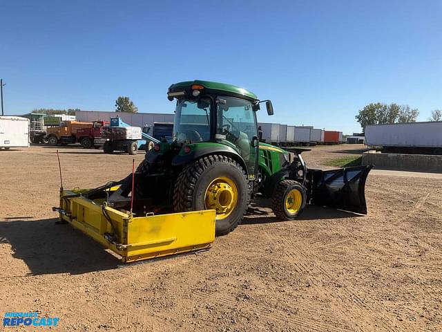 Image of John Deere 4066R equipment image 4